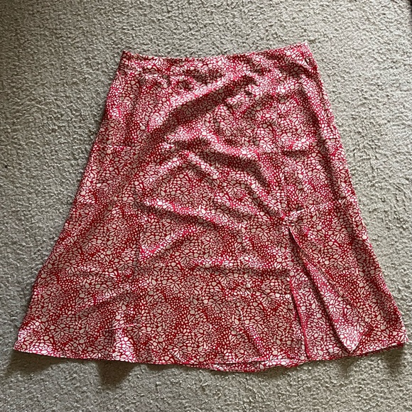 Ann Taylor LOFT Midi Skirt Size 14P (Red Skirt with front side slit) - Picture 2 of 8
